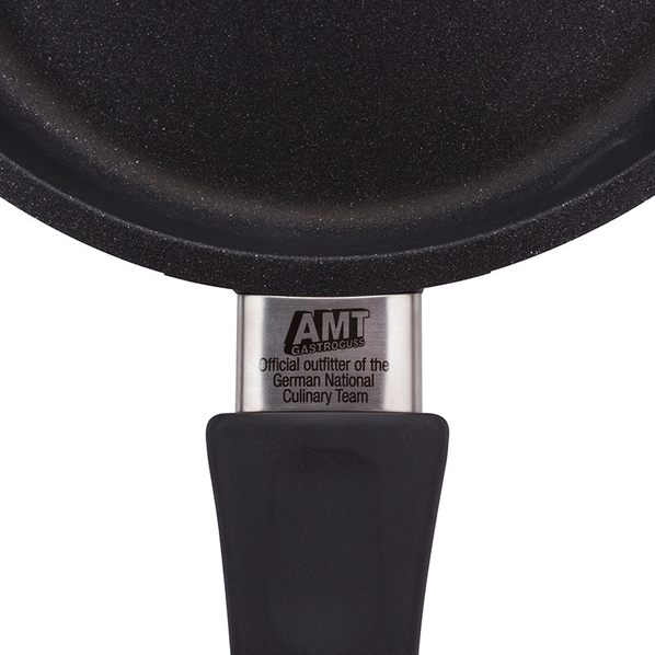 AMT Сковорода индукционная с антипригарным покрытием AMT Frying Pans Titan 24см