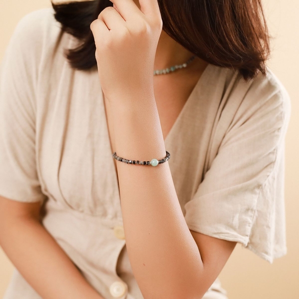 Nature Bijoux Браслет Nature Bijoux, Ko tao, стрейч, с лабрадоритом,амазонитом,эмаль, NB23.1-13-42872