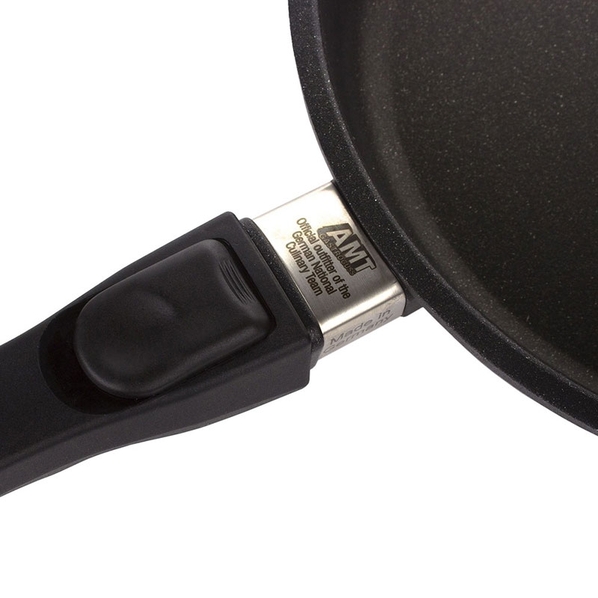 AMT Сковорода индукционная глубокая AMT Frying Pans Titan 24см