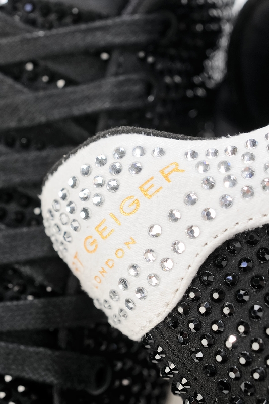 Kurt Geiger
 Кроссовки женские Kurt Geiger